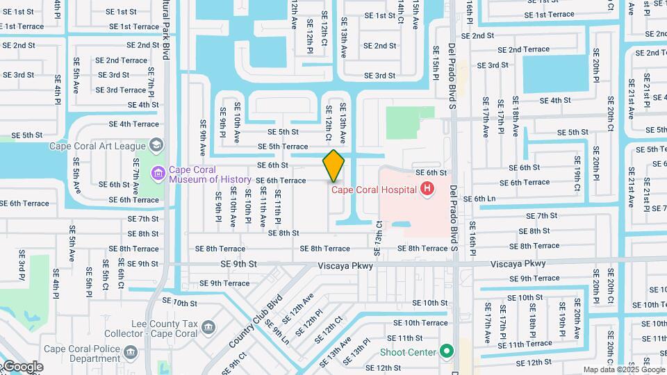 621 SE 12th Ct Map and Location Details