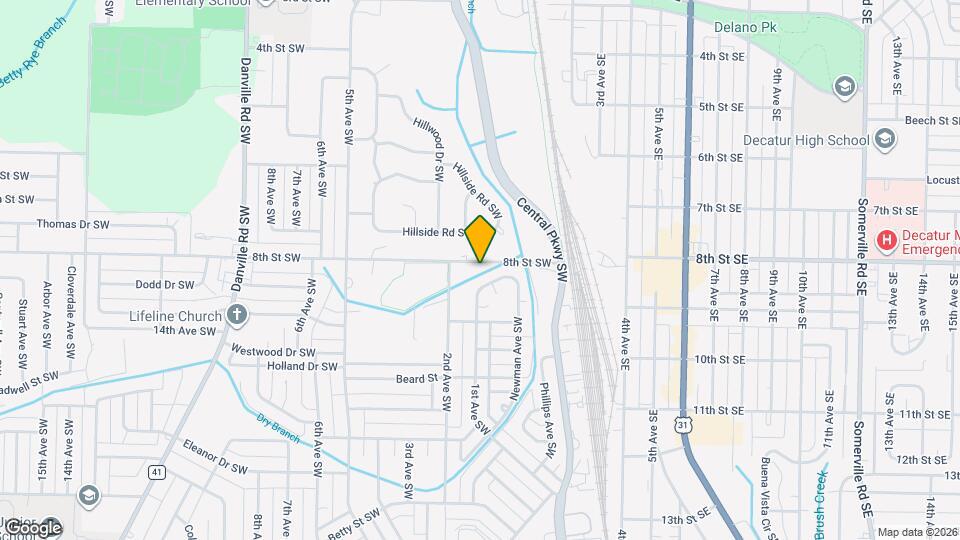8th Street Apartments Map and Location Details