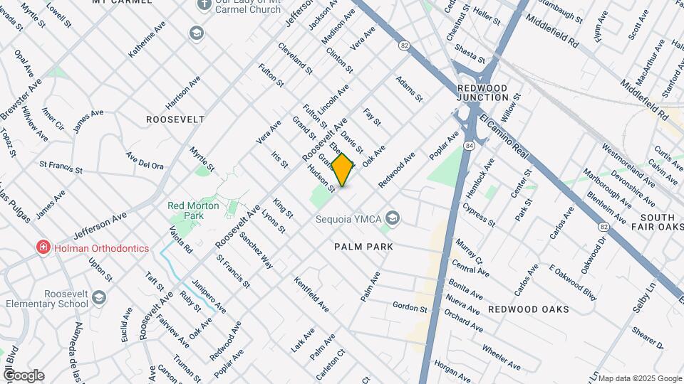 673 Oak Ave Mapa y Detalles de la Ubicación