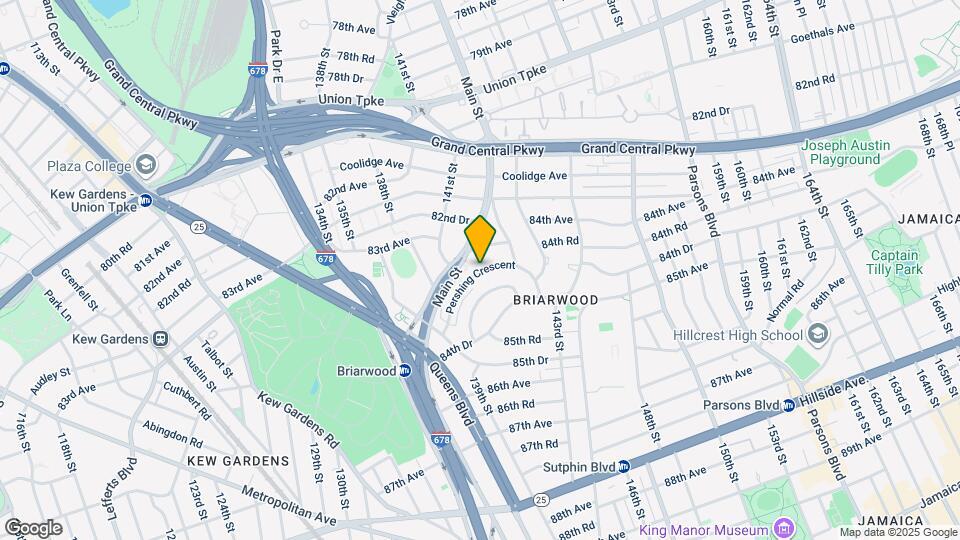 141-33 Pershing Crescent Mapa y Detalles de la Ubicación