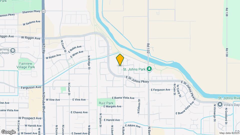 2419 N Clark St Map and Location Details