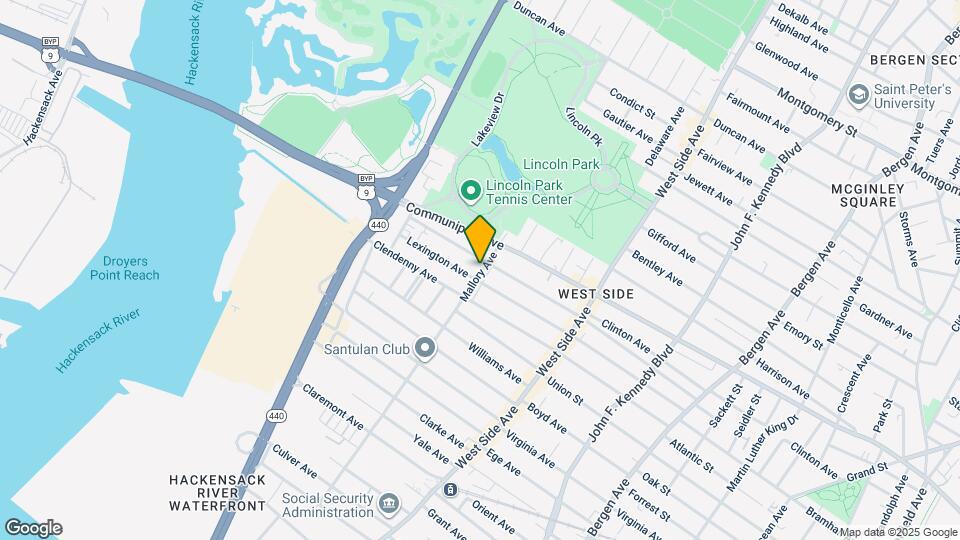 215 Mallory Ave Map and Location Details