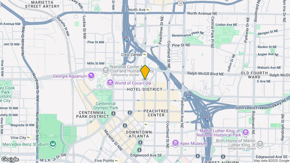 300 W Peachtree St NW Mapa y Detalles de la Ubicación
