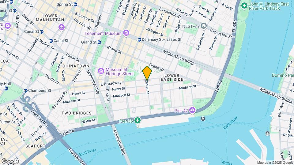 204 Clinton St Mapa y Detalles de la Ubicación