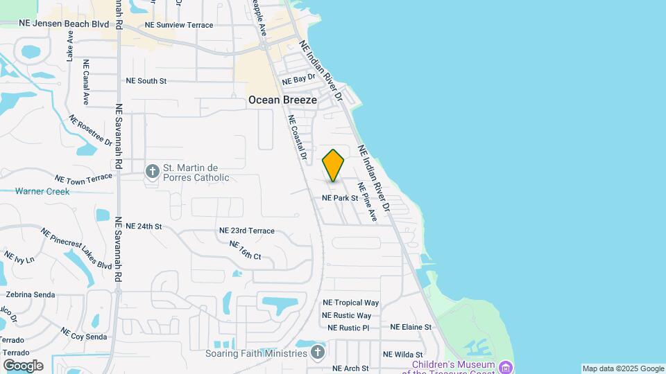2573-2593 NE Palm Ave Mapa y Detalles de la Ubicación