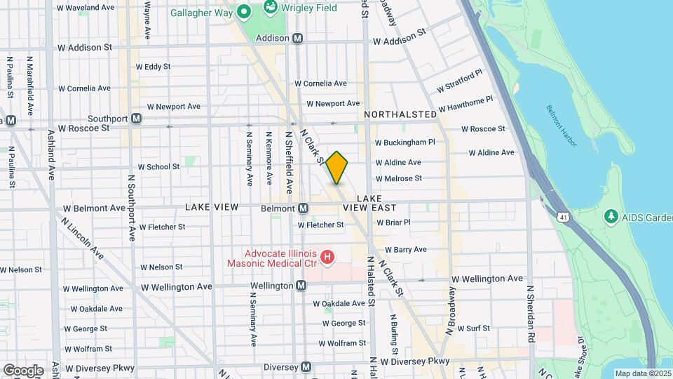3232 N Clark St Map and Location Details