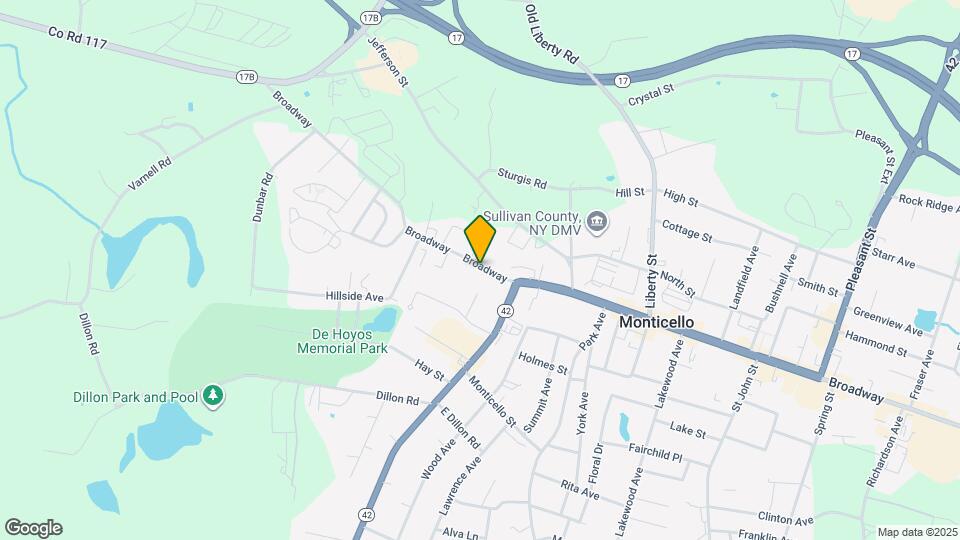 569 W Broadway Map and Location Details