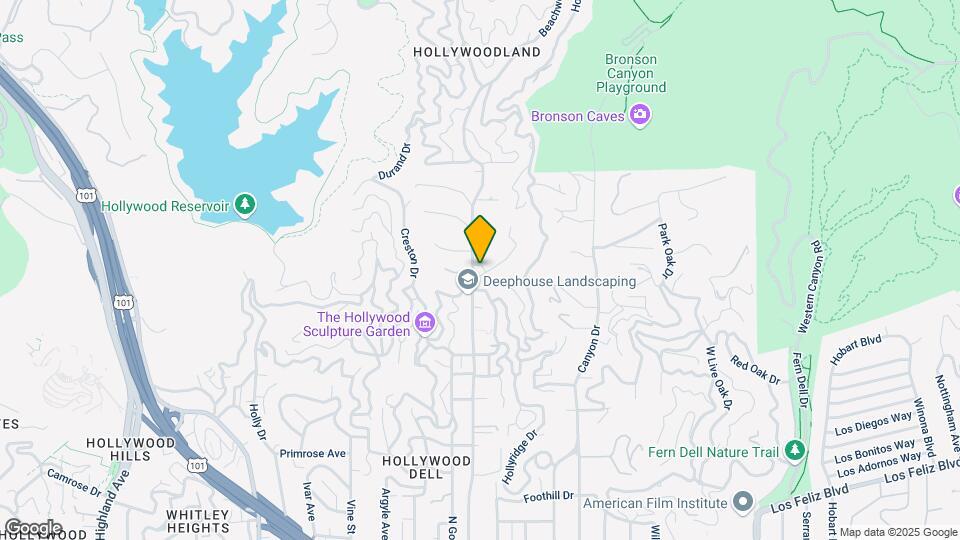 2520 N Beachwood Dr Map and Location Details