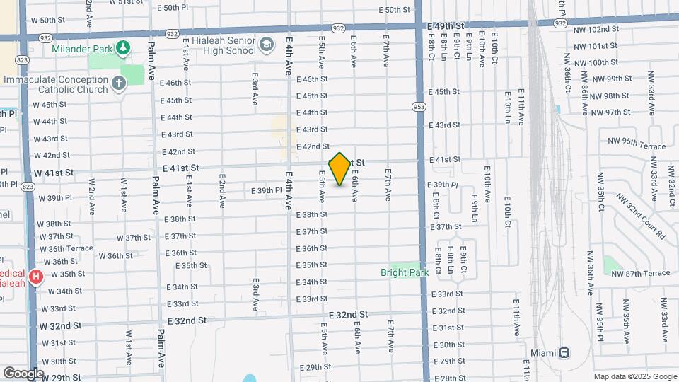 551 E 39th St Map and Location Details