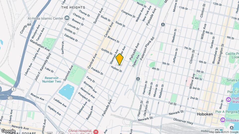 207 New York Ave Map and Location Details