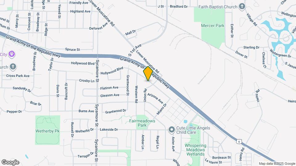 2125 Hollywood Blvd Map and Location Details