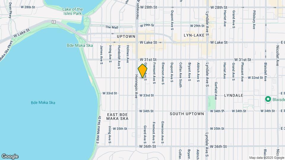 1411 W 32nd St Map and Location Details