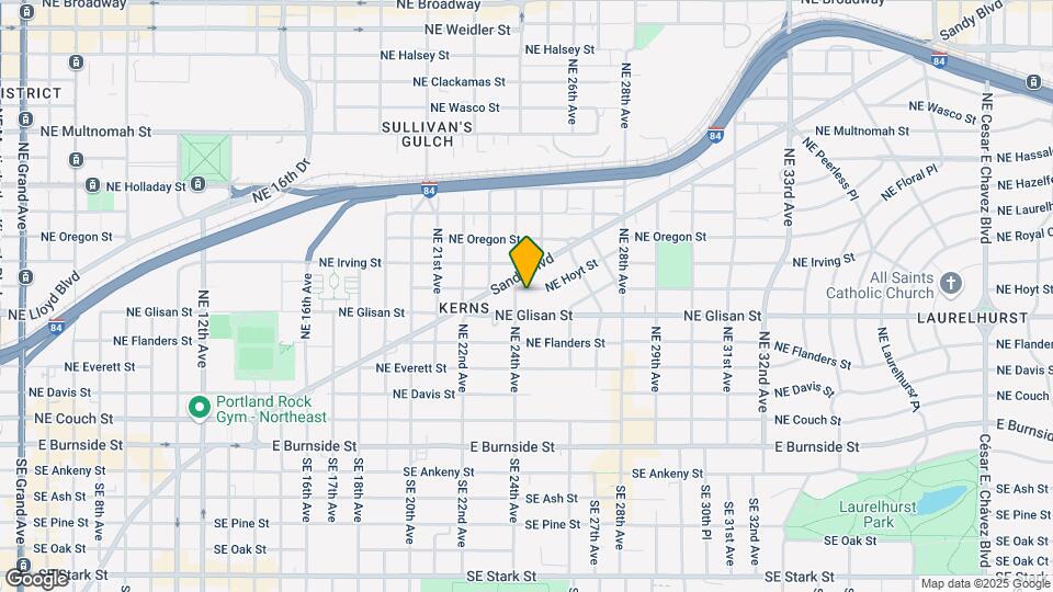 2410 NE Hoyt St Mapa y Detalles de la Ubicación