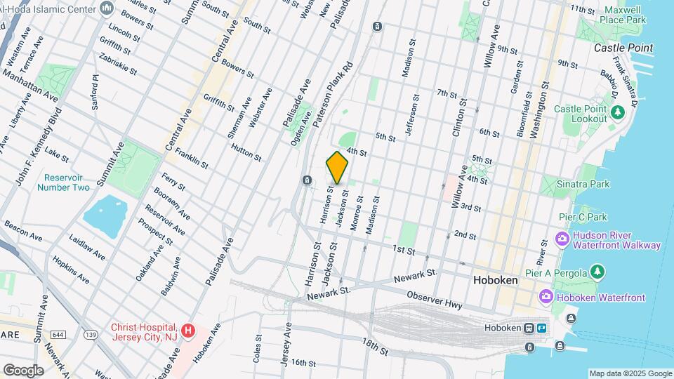 650 2nd St Map and Location Details