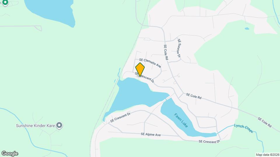 170 SE Crescent Dr Map and Location Details
