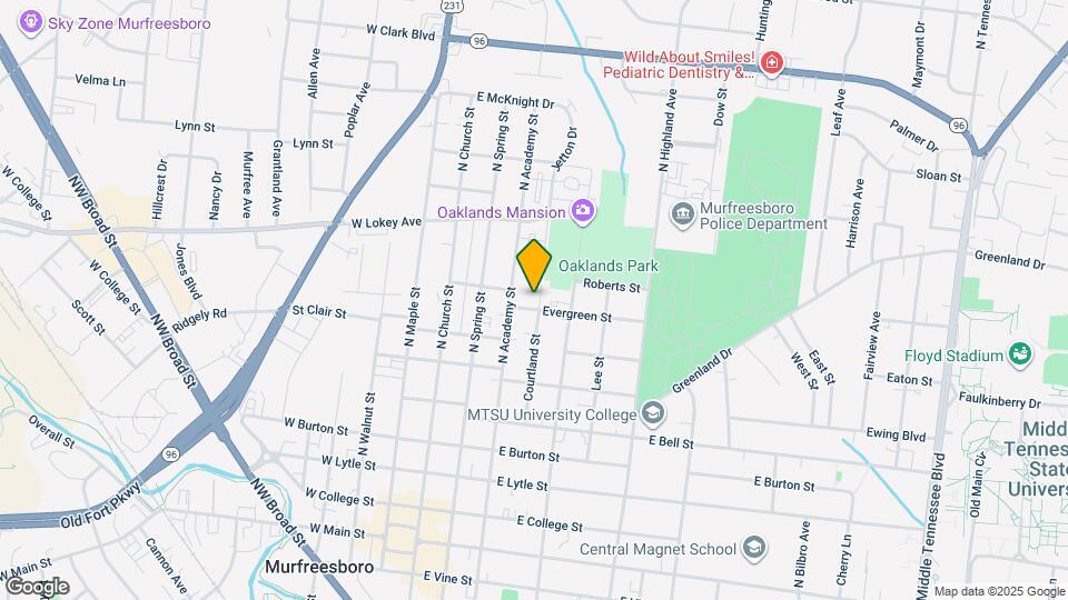 711 Courtland St Map and Location Details