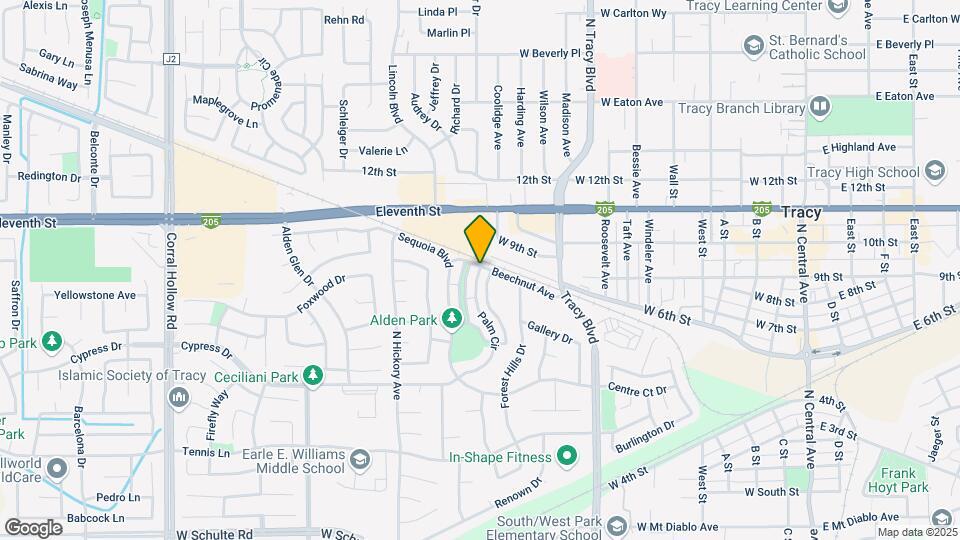 990 Palm Cir Map and Location Details