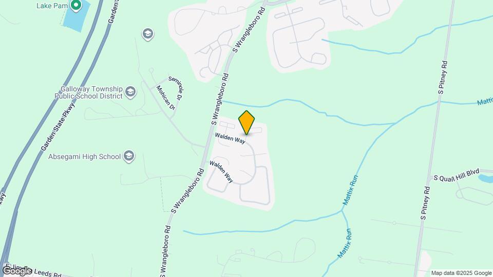 Pinnacle Apartments Map and Location Details