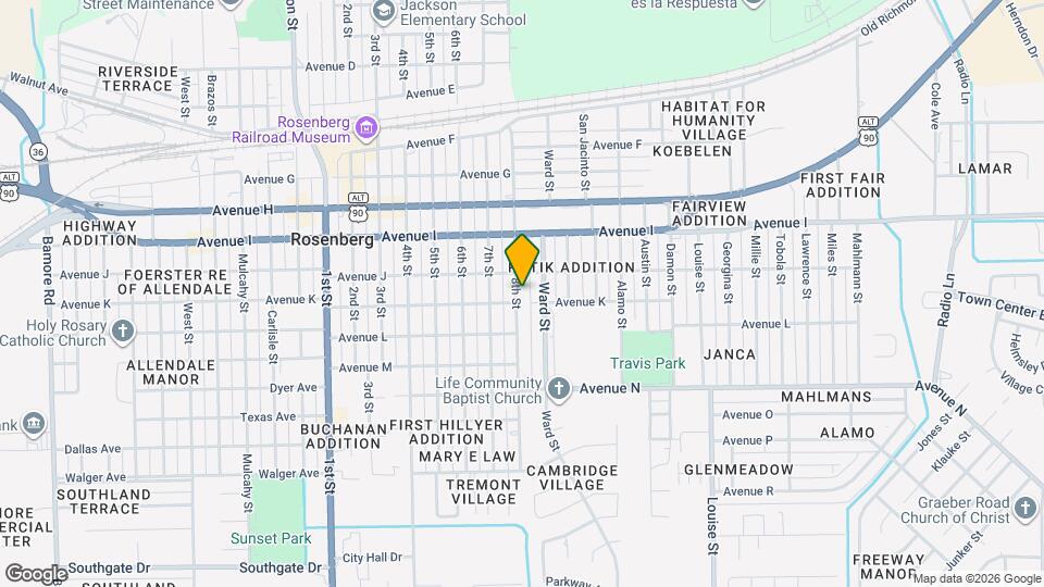 1215 8th St Map and Location Details