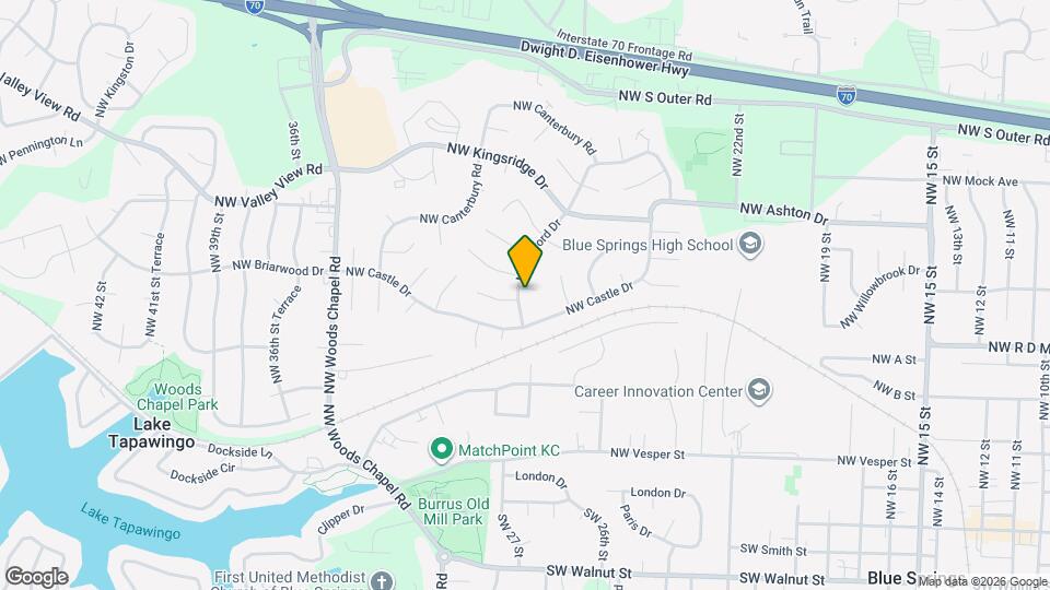 700 NW Oxford Dr Map and Location Details