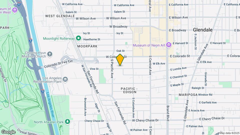 449 Vine St Map and Location Details