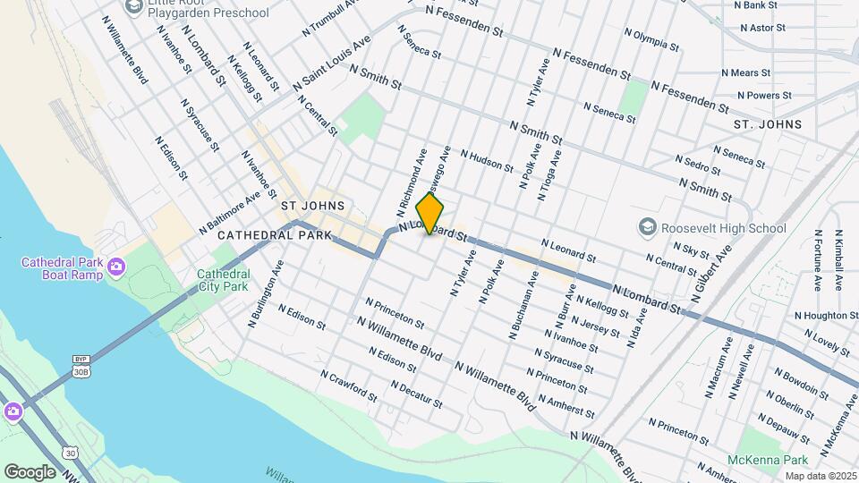 7460 N Oswego Ave Map and Location Details