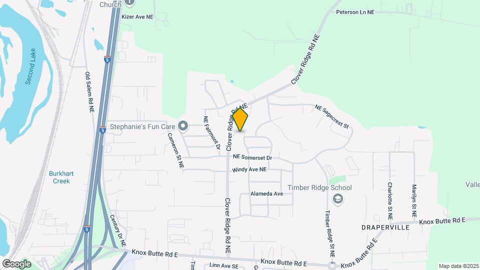 704 NE Breezy Way Map and Location Details