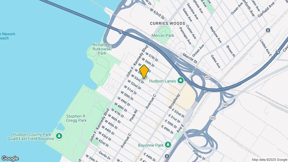 109 W 53rd St Map and Location Details
