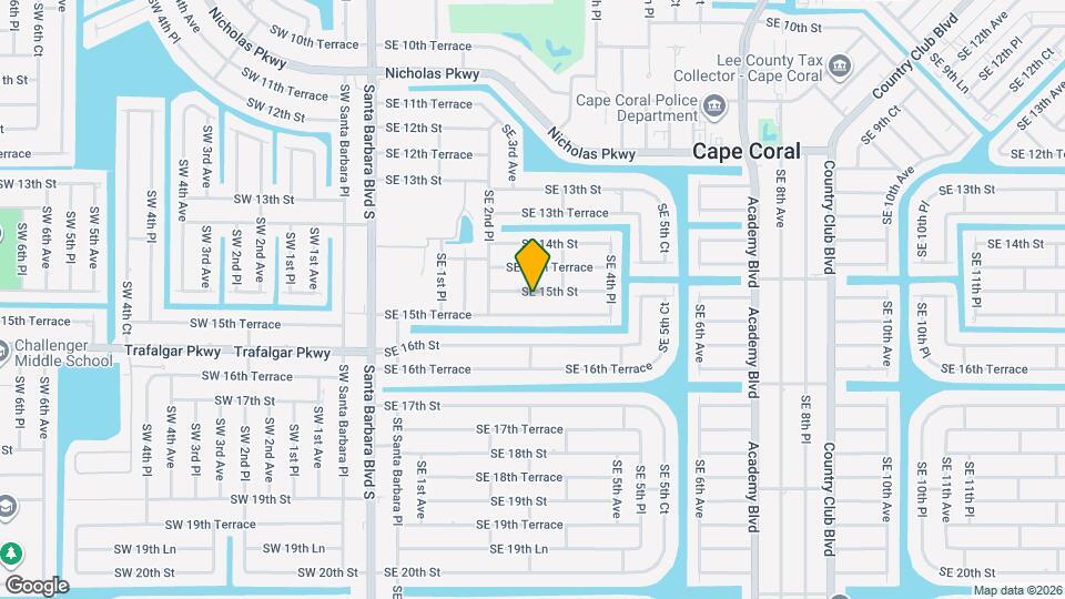 302 SE 15th St Map and Location Details