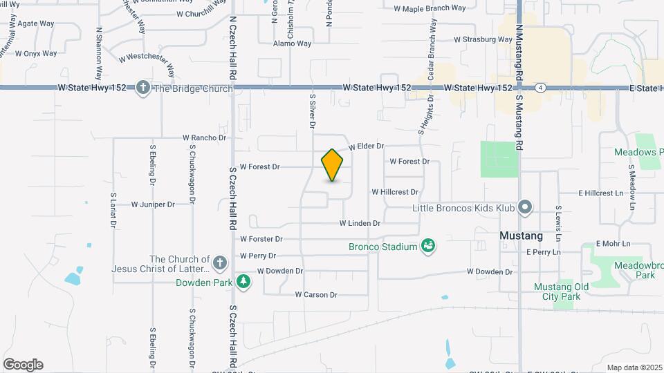 635 W Hillcrest Dr Map and Location Details