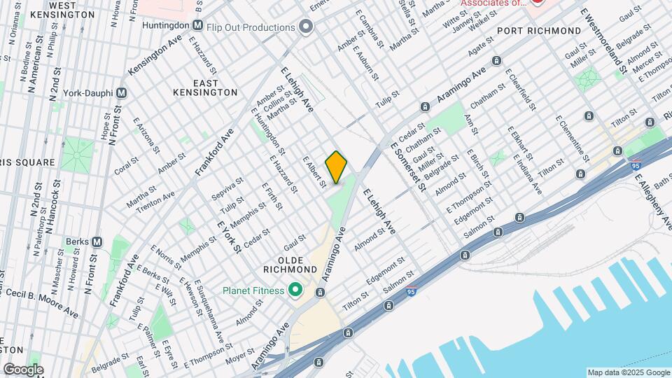 2655 Cedar St Map and Location Details