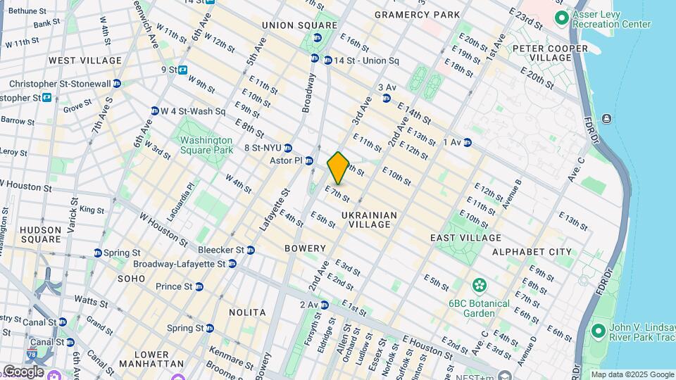 25 E 7th St Mapa y Detalles de la Ubicación
