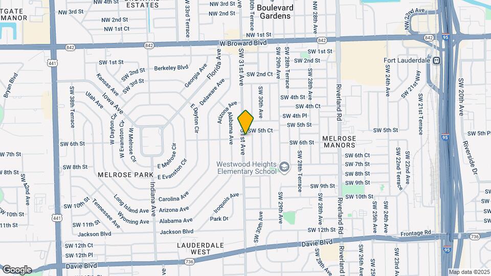 570 SW 31st Ave Map and Location Details