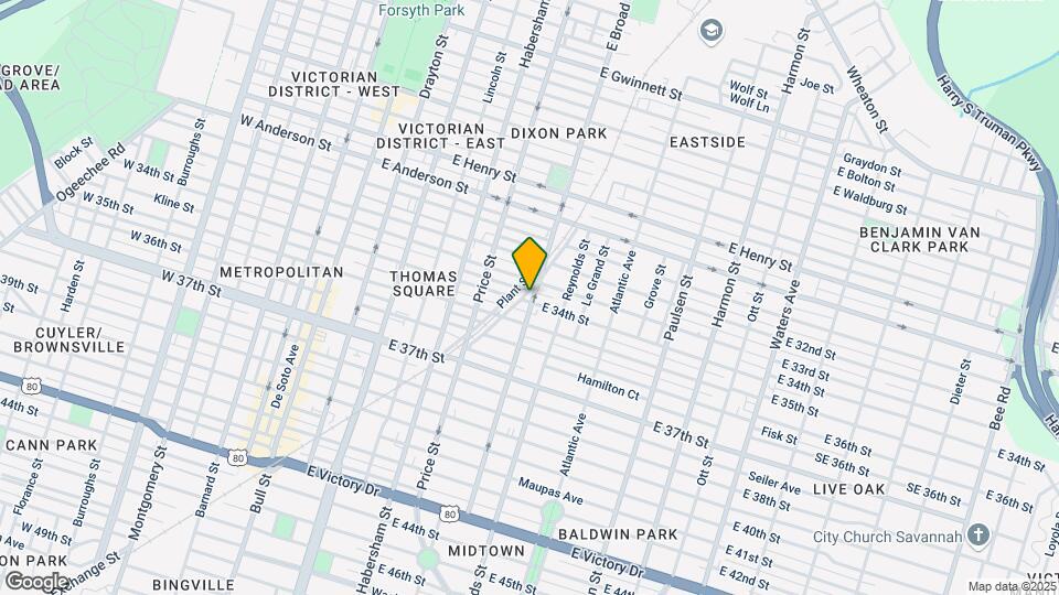 526 E 34th St Map and Location Details