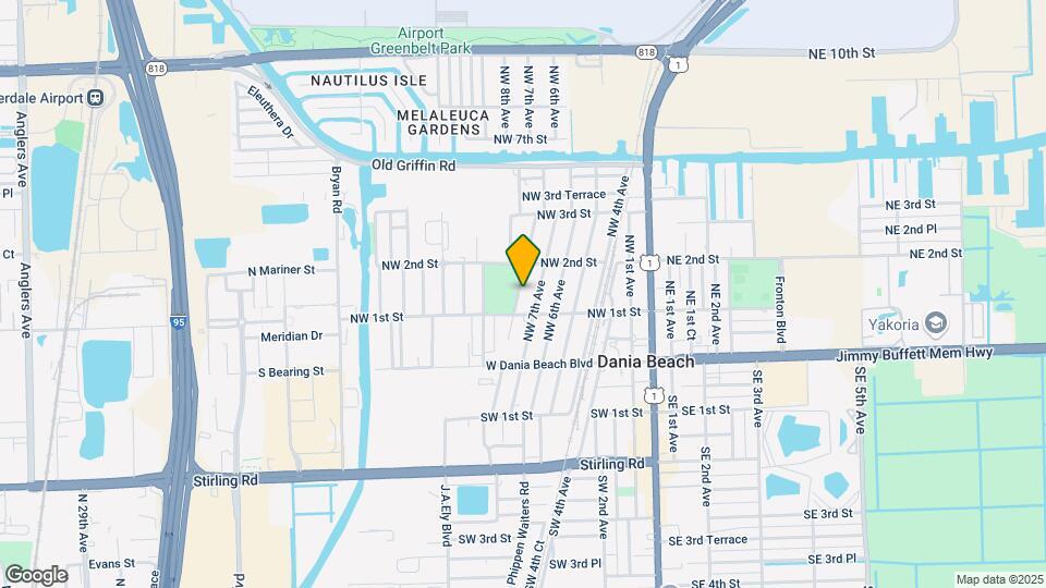 118 NW 8th Ave Map and Location Details