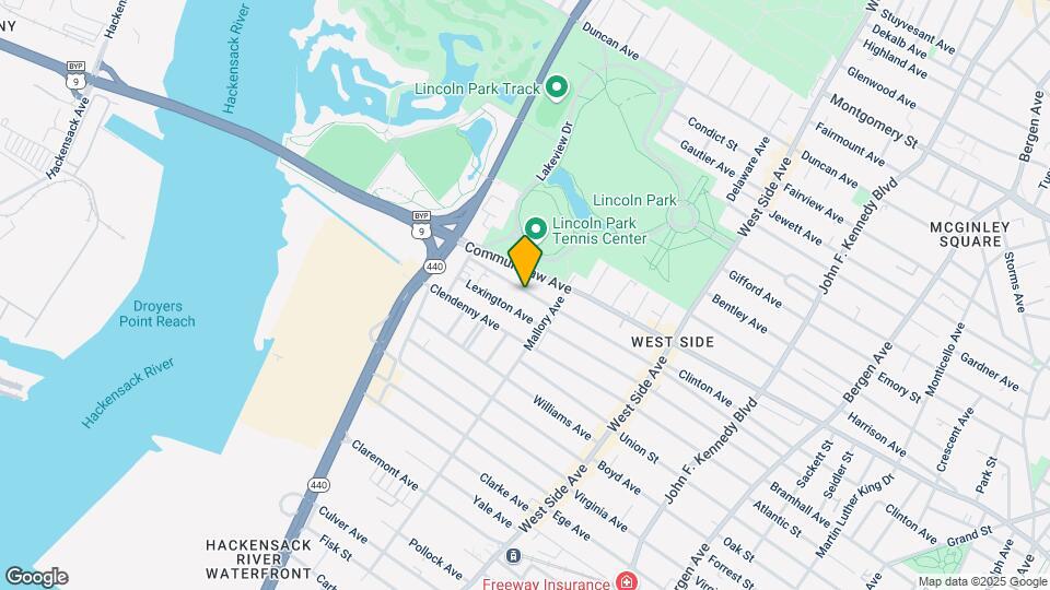 131 Roosevelt Ave Map and Location Details