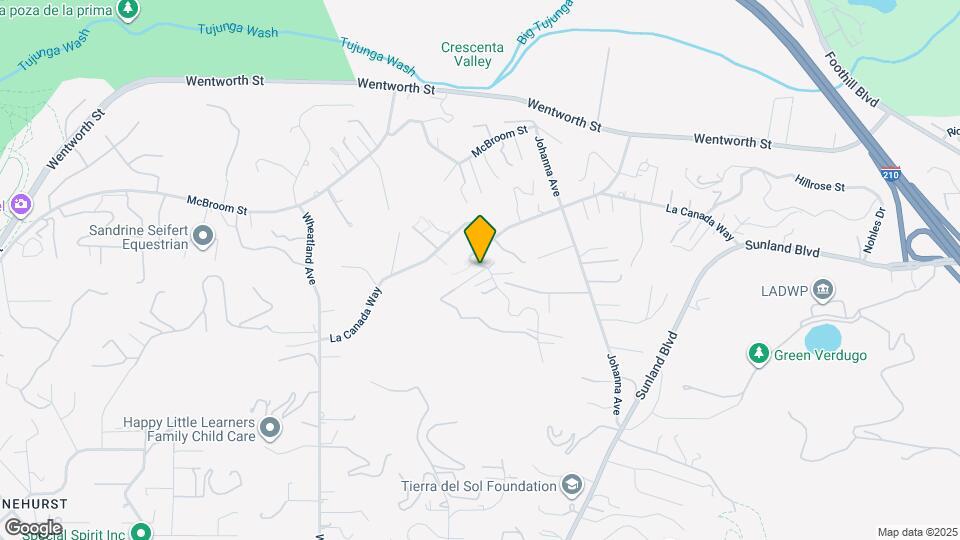 10511 Mary Bell Ave Map and Location Details