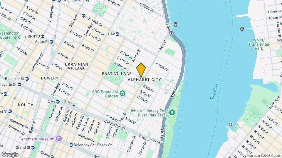 392 E 10th St Mapa y Detalles de la Ubicación