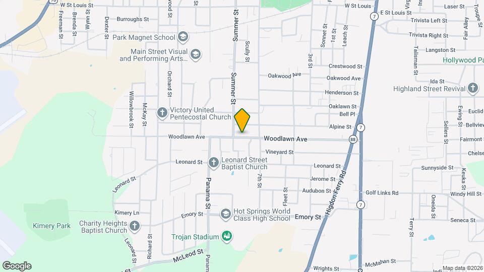 414 Woodlawn Ave Map and Location Details