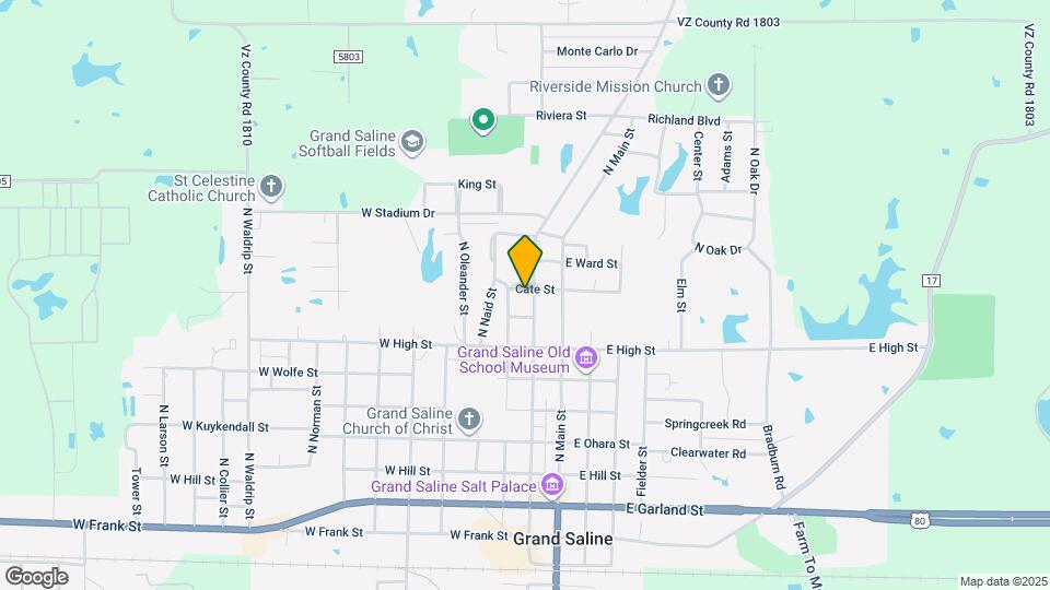 915 N Spring St Map and Location Details