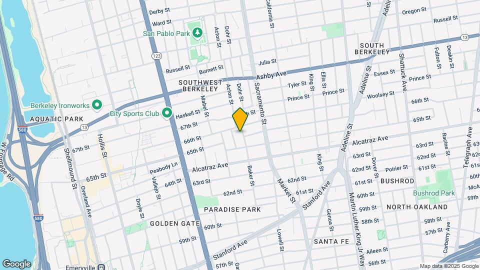 3216 Baker St Mapa y Detalles de la Ubicación