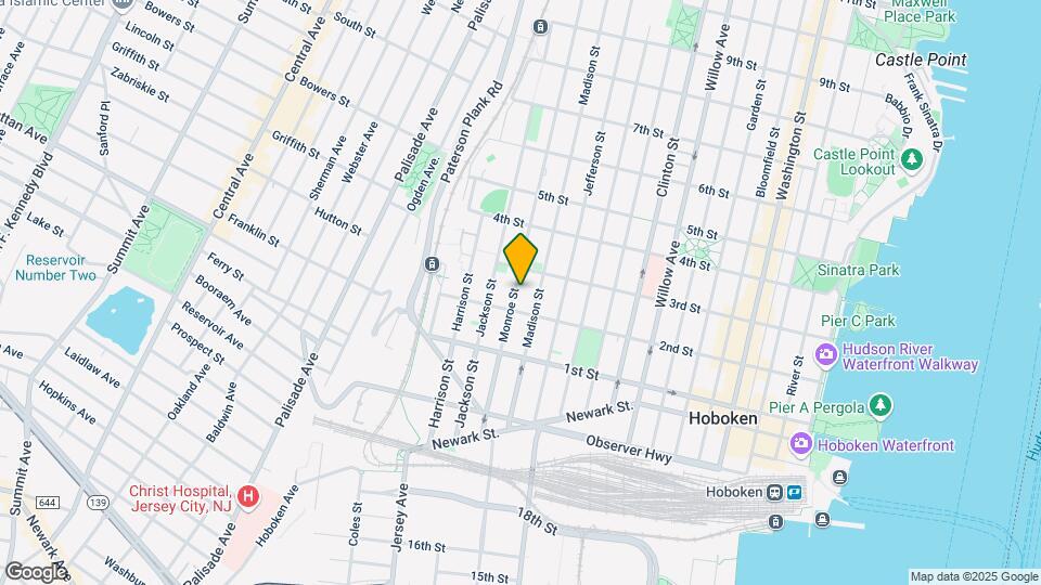 215 Monroe St Mapa y Detalles de la Ubicación