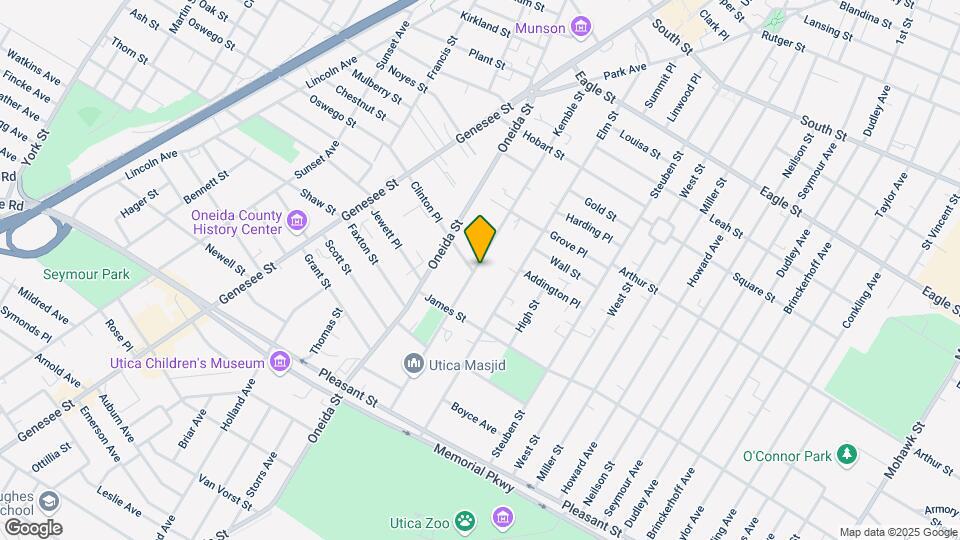 1551 Kemble St Map and Location Details
