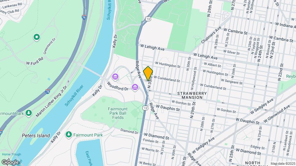 2426 N 33rd St Map and Location Details