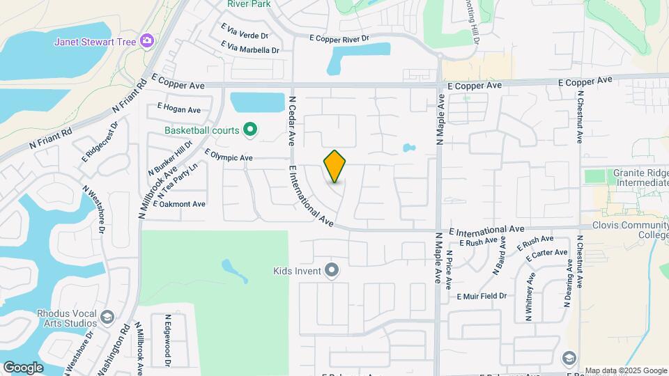 10602 N Oak Hill Cir Map and Location Details