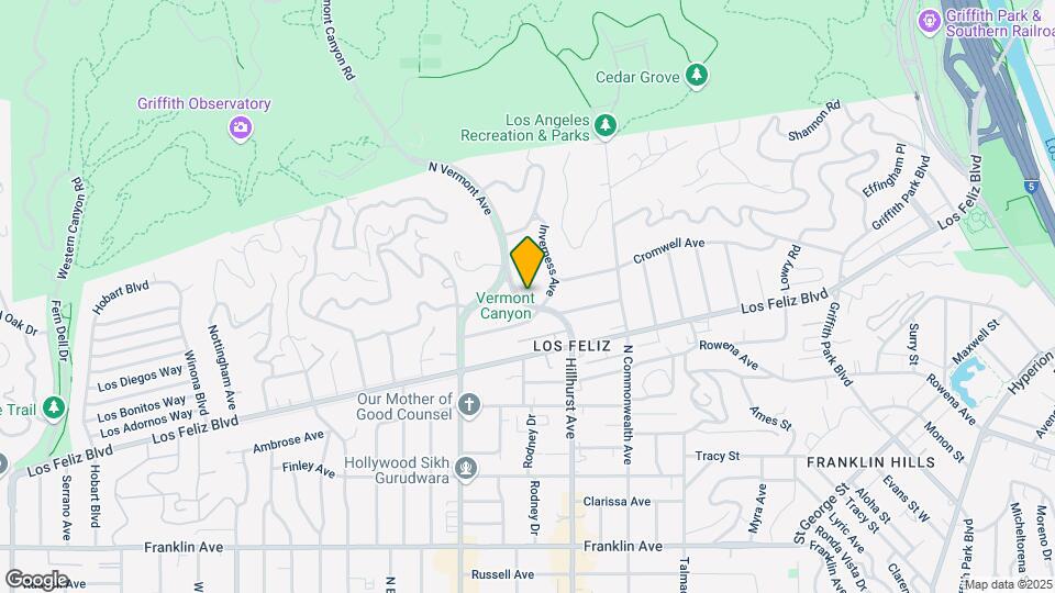 2332 Hillhurst Ave Map and Location Details