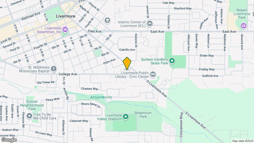 2808 College Ave Map and Location Details