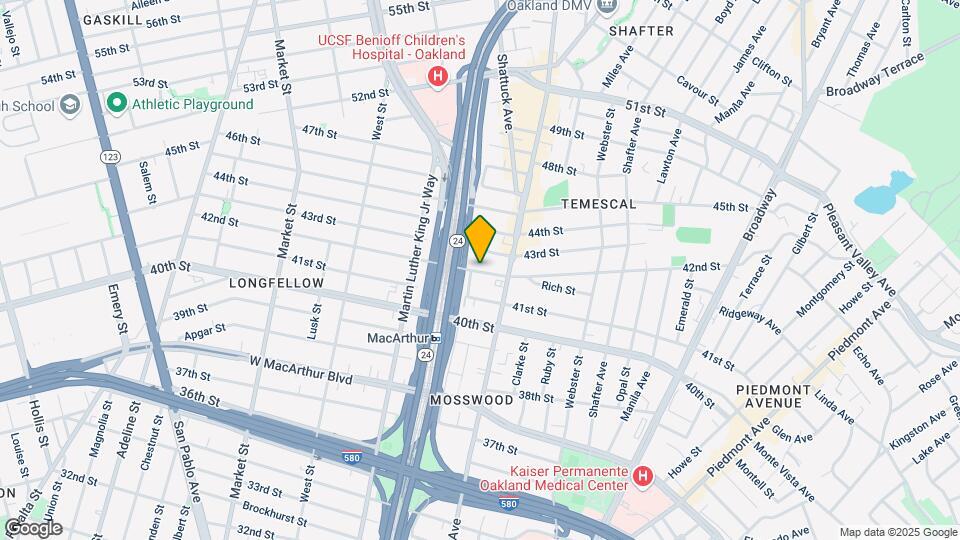 542 42nd St Map and Location Details