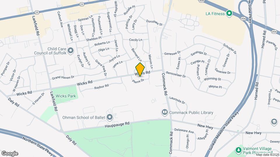 11 Pierre Dr Rentals in Commack, NY