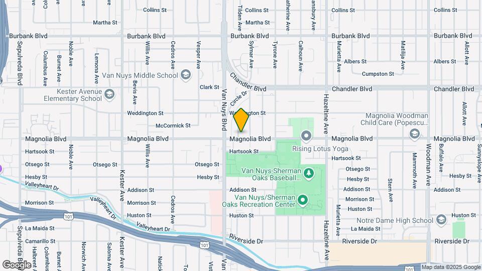 14425 Magnolia Blvd Map and Location Details